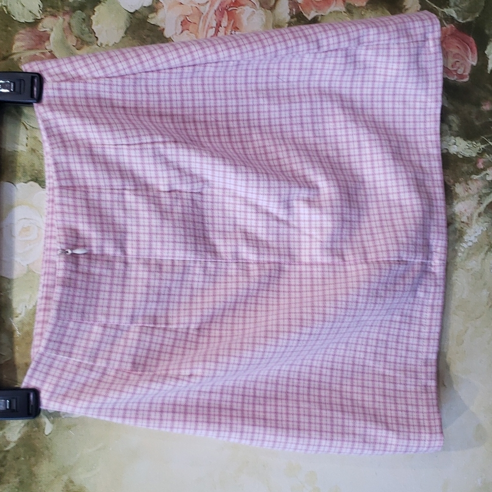 LAST DAYS NWT Brandy Melville skirt - Picture 5 of 5